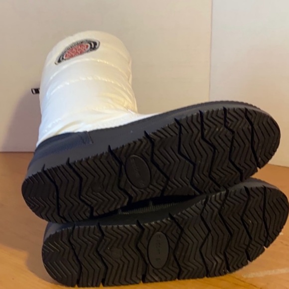 STEVE MADDEN IGGLOO SNOW BOOTS NWT - Picture 4 of 8